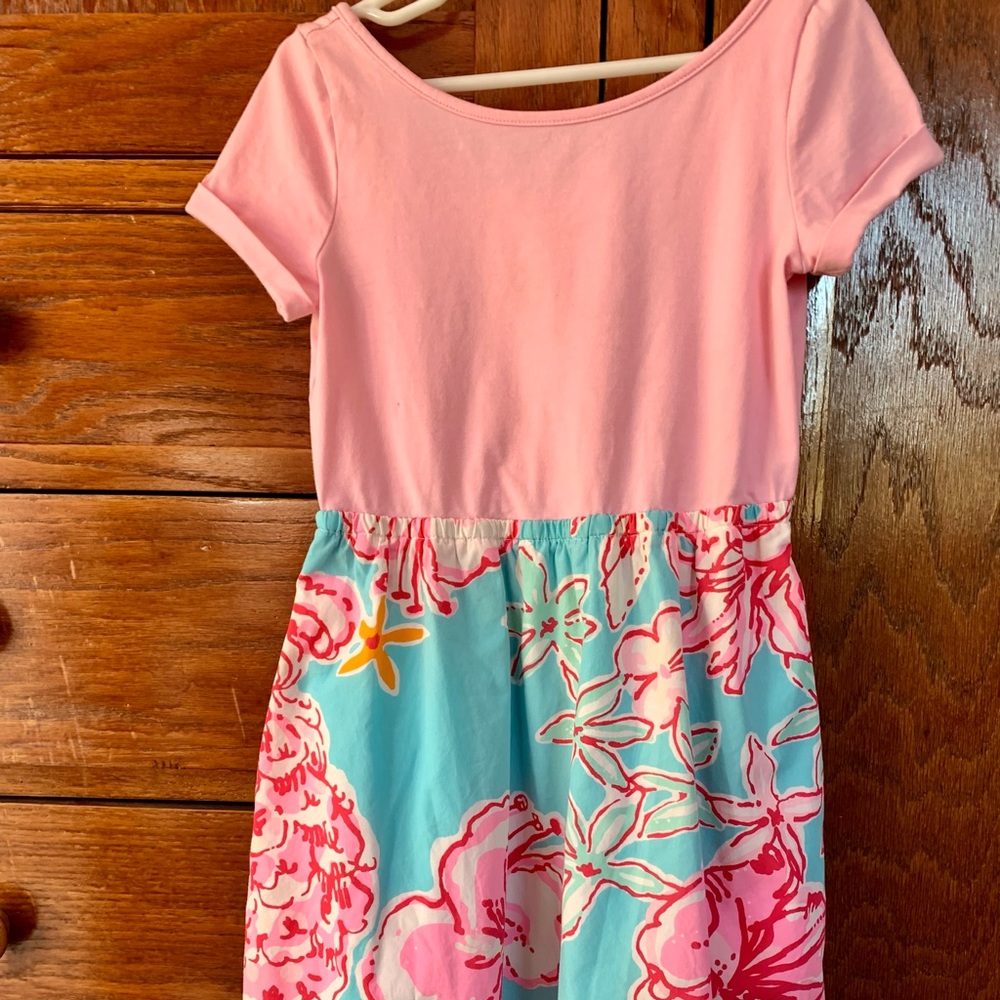 Girls Lilly Pulitzer Short Sleeved Dress Medium 6-7